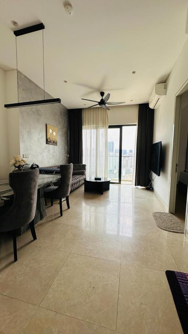 Lucentia Residents At Bbcc Lalaport Bukit Bintang Apartamento Kuala Lumpur Exterior foto