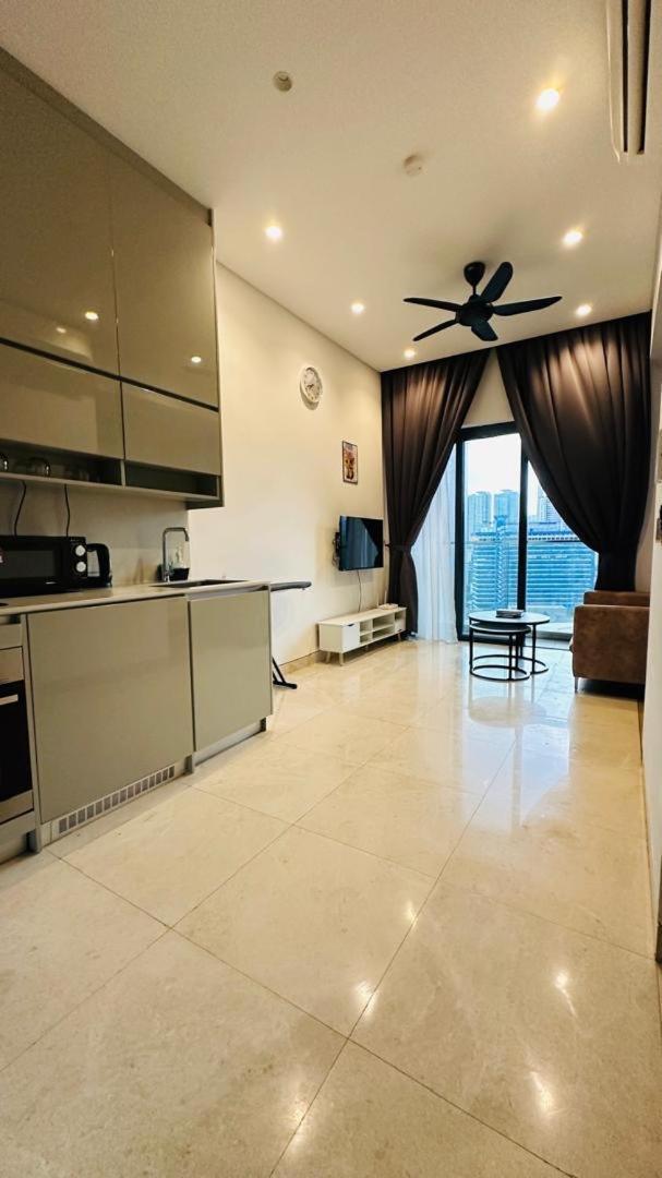 Lucentia Residents At Bbcc Lalaport Bukit Bintang Apartamento Kuala Lumpur Exterior foto